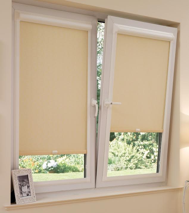 Fantasia roller blinds